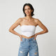 Top bandeau ajustado | diseño sin tirantes estructurado | realza la línea de hombros con equilibrio